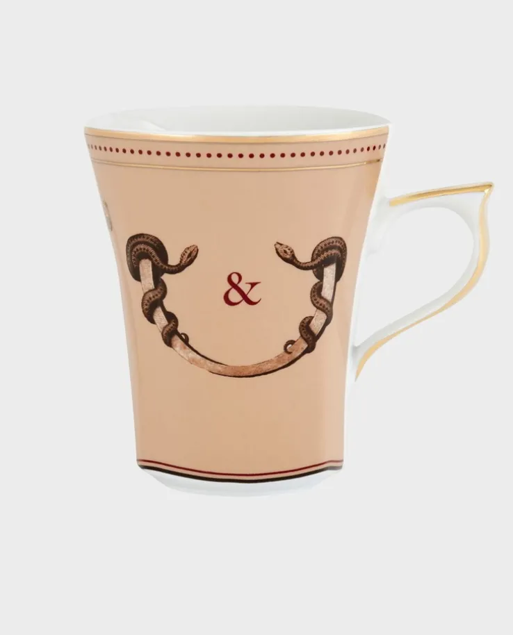 Beżowy kubek porcelanowy