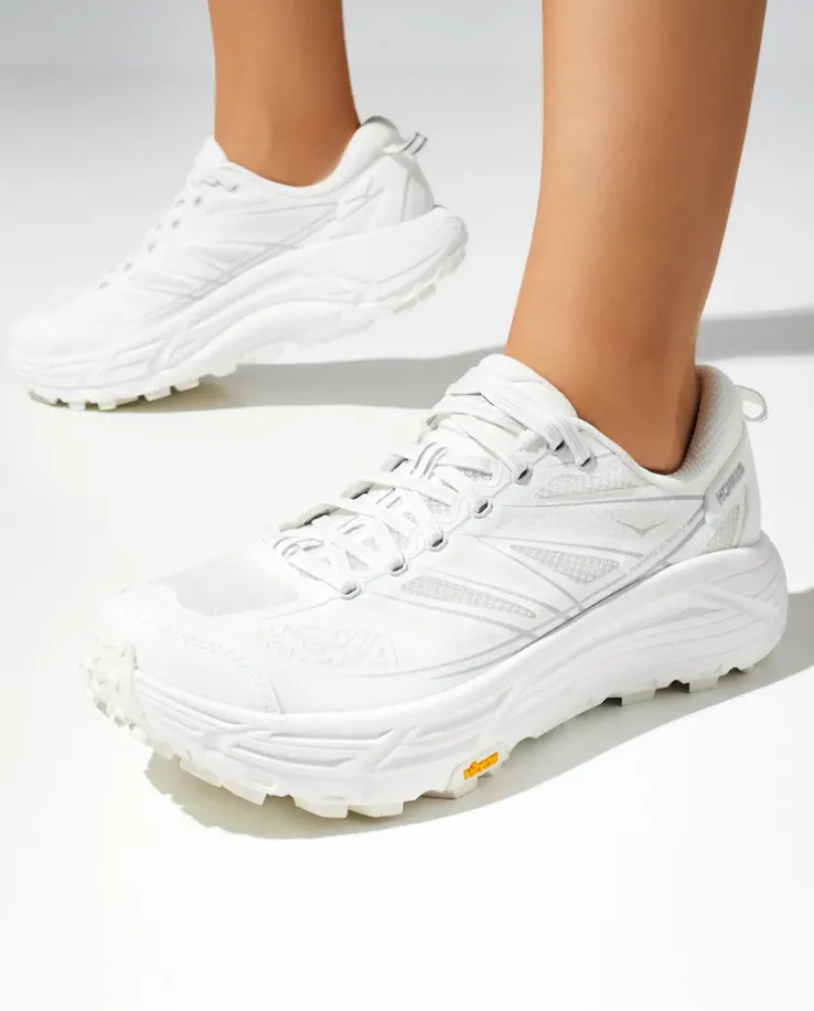 Białe sneakersy Mafate Speed 2