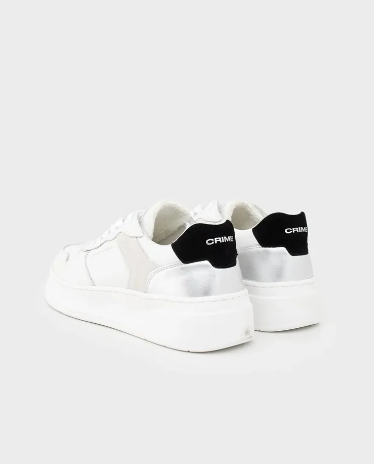 Białe sneakersy Magnetic