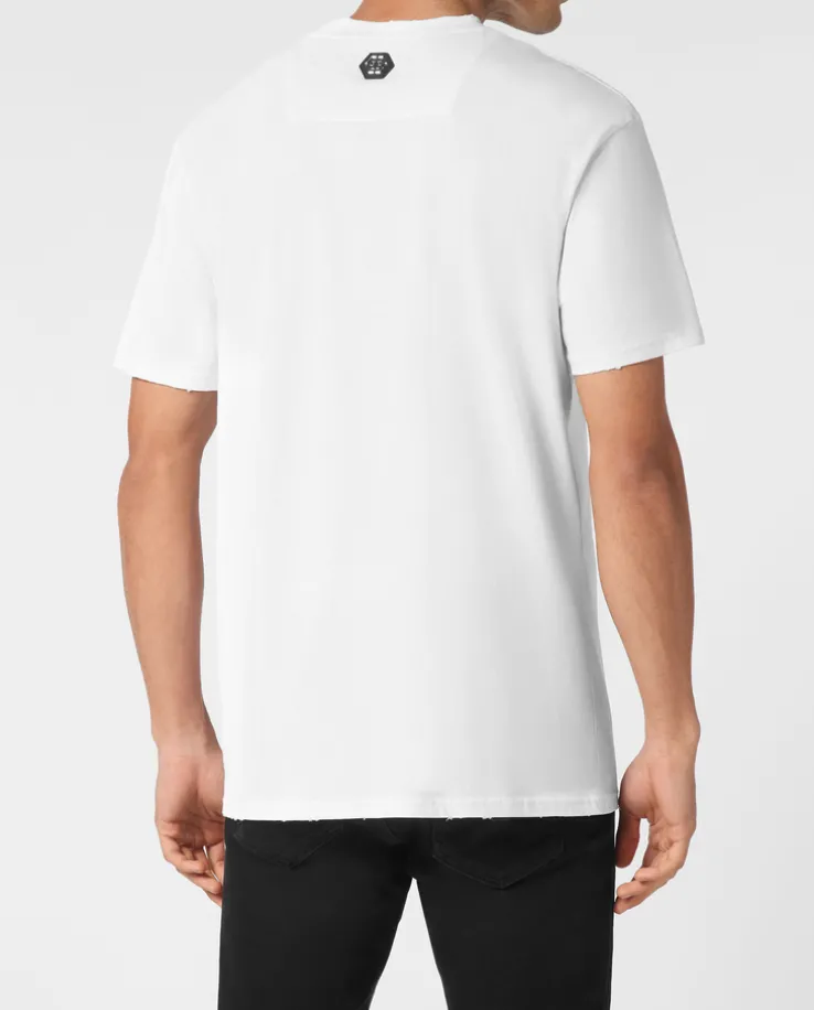 Biały t-shirt z kryształowym nadrukiem