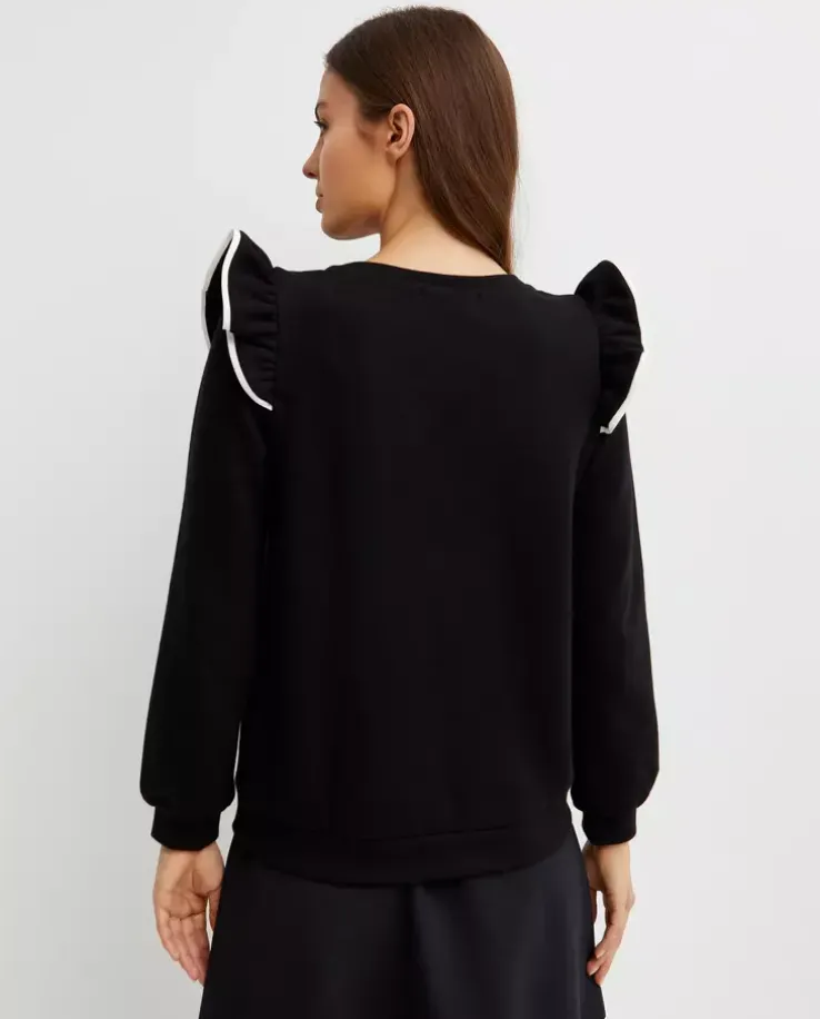 Bluza z falbanami na ramionach