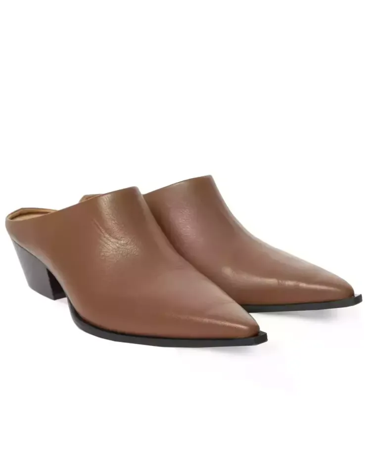 Brązowe skórzane klapki mule