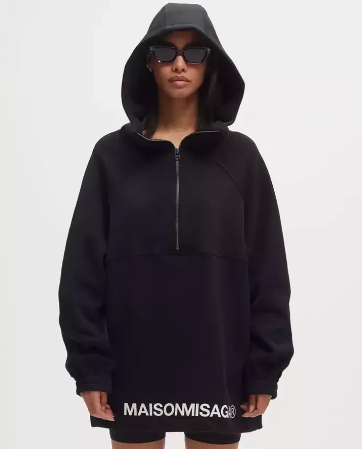 Czarna bluza oversize z kapturem