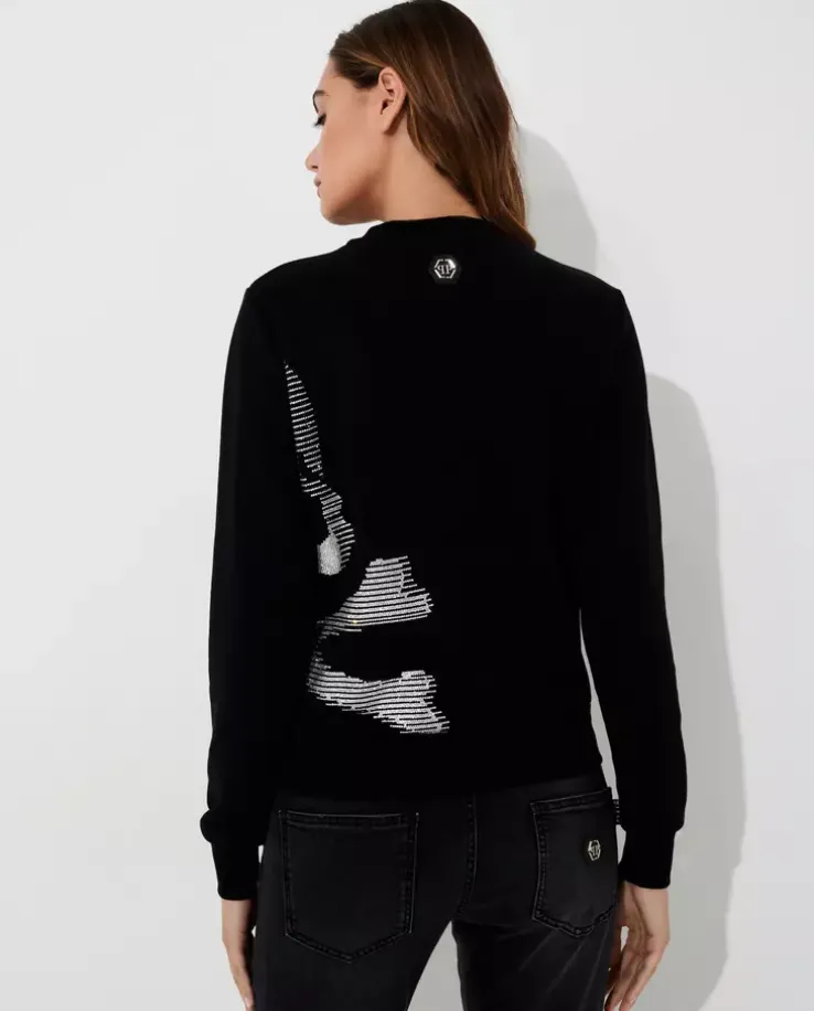 Czarna bluza z czaszką