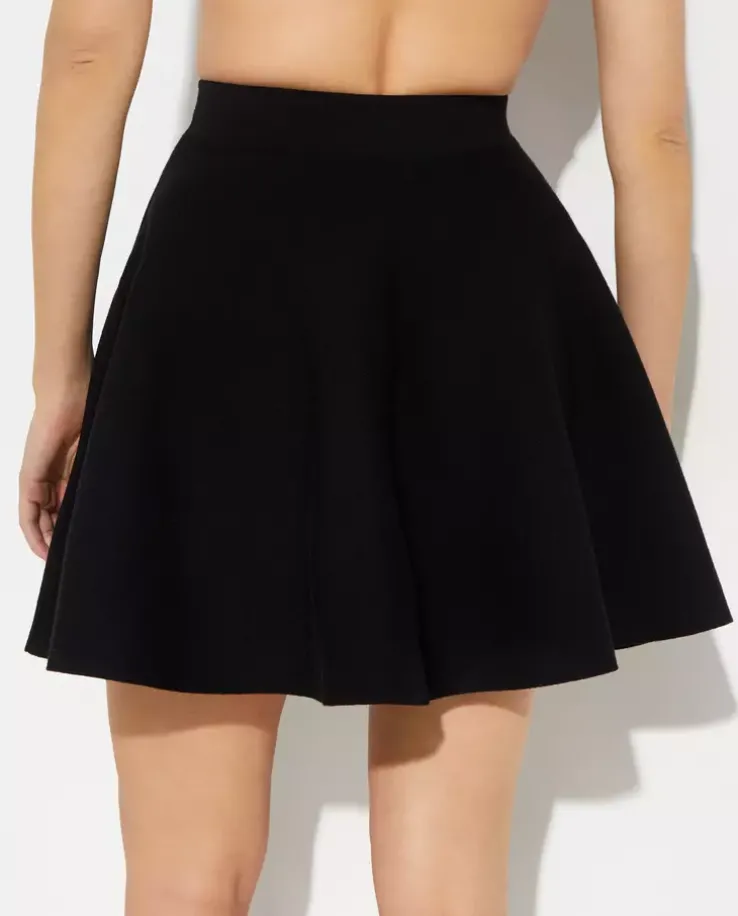 Czarna mini spódnica Skater