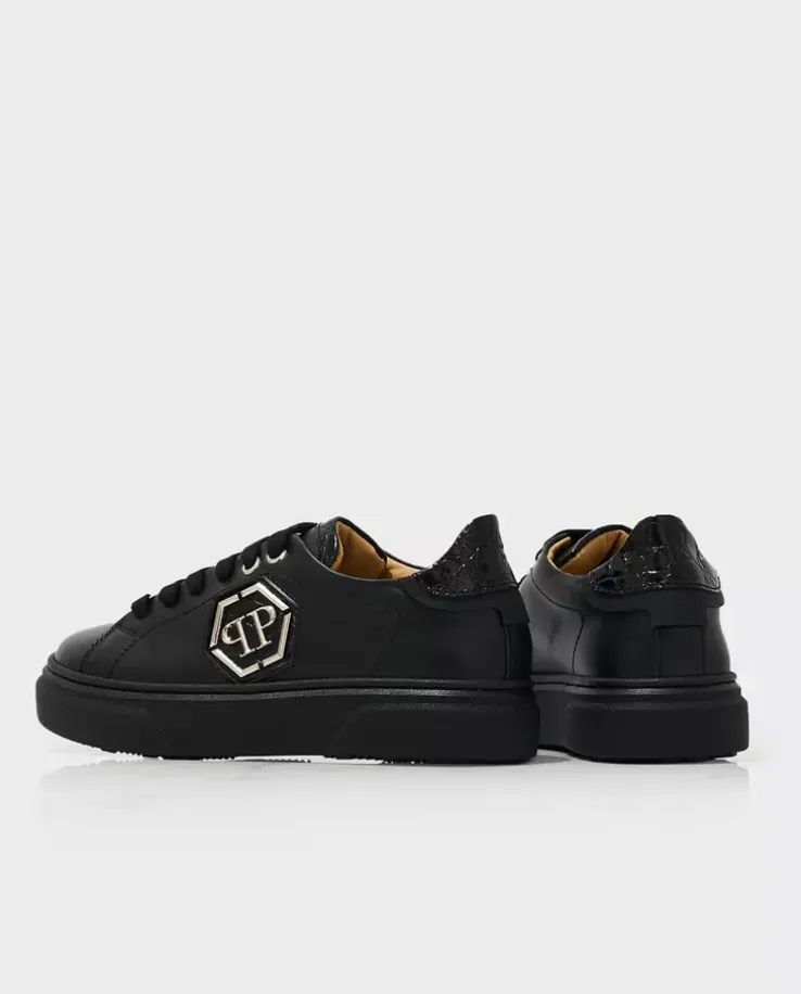 Czarne skórzane sneakersy z logo