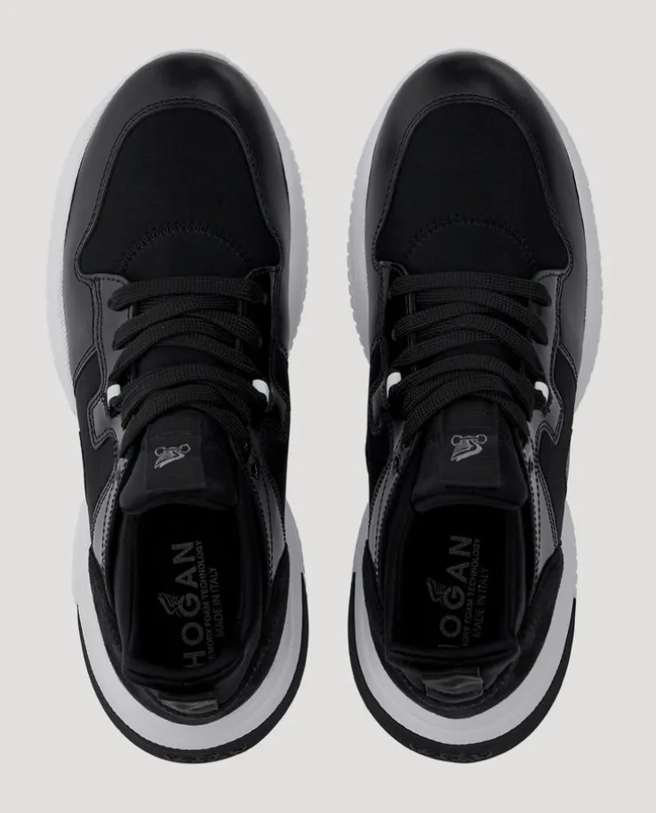 Czarne sneakersy Interaction