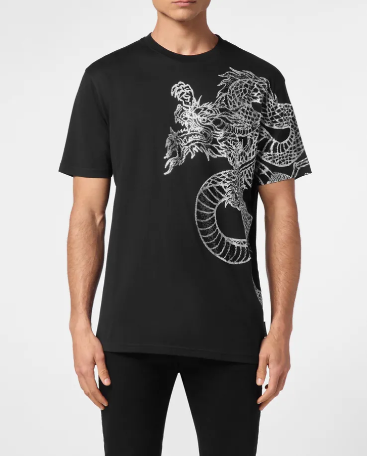 Czarny T-shirt z błyszczącą aplikacją