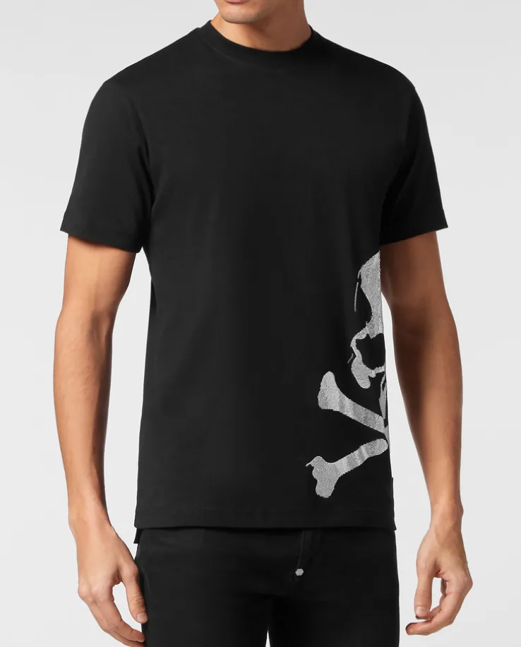 Czarny t-shirt z czaszką