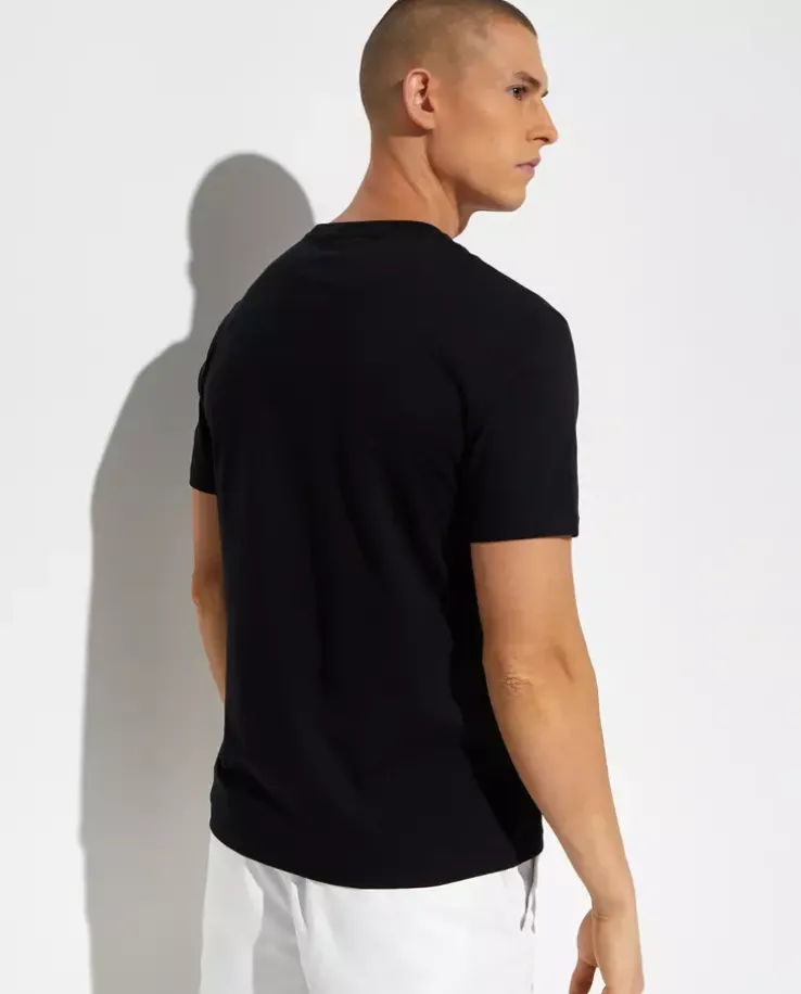 Czarny t-shirt z logo