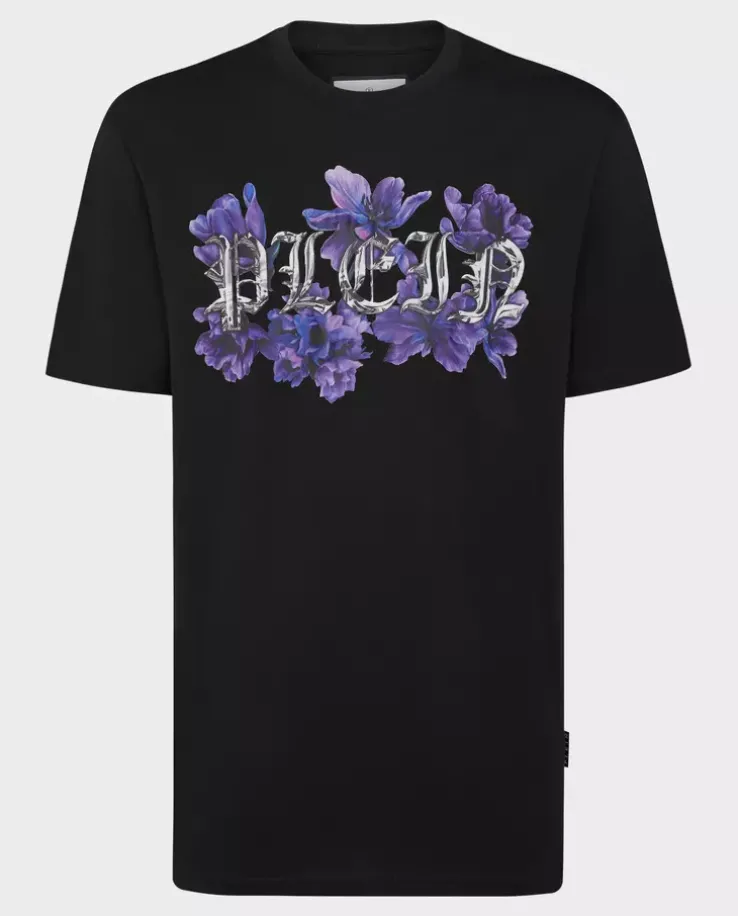 Czarny t-shirt z nadrukiem