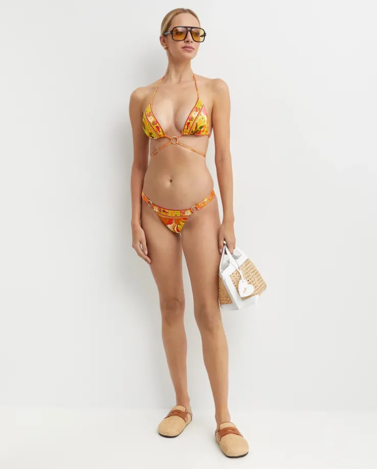 Dół od bikini w kwiaty z ozdobnymi pierścieniami