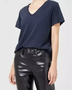 Granatowy t-shirt Ona