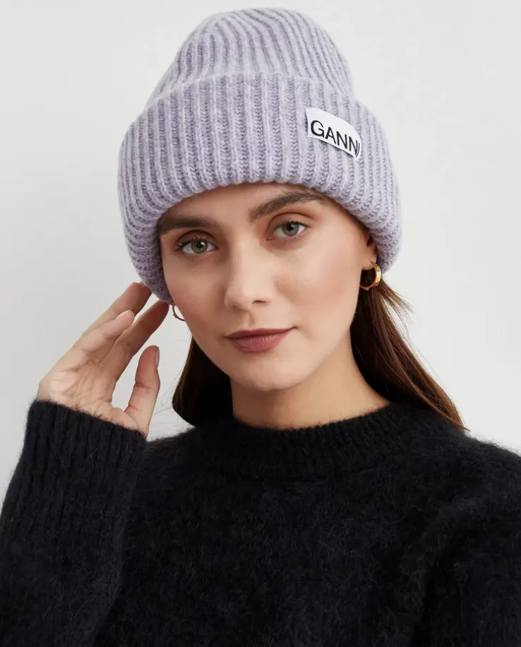 Jasnofioletowa czapka beanie