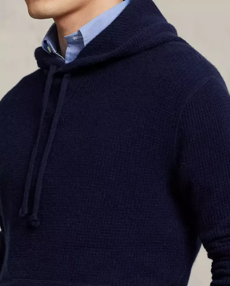 Kaszmirowy granatowy sweter z kapturem