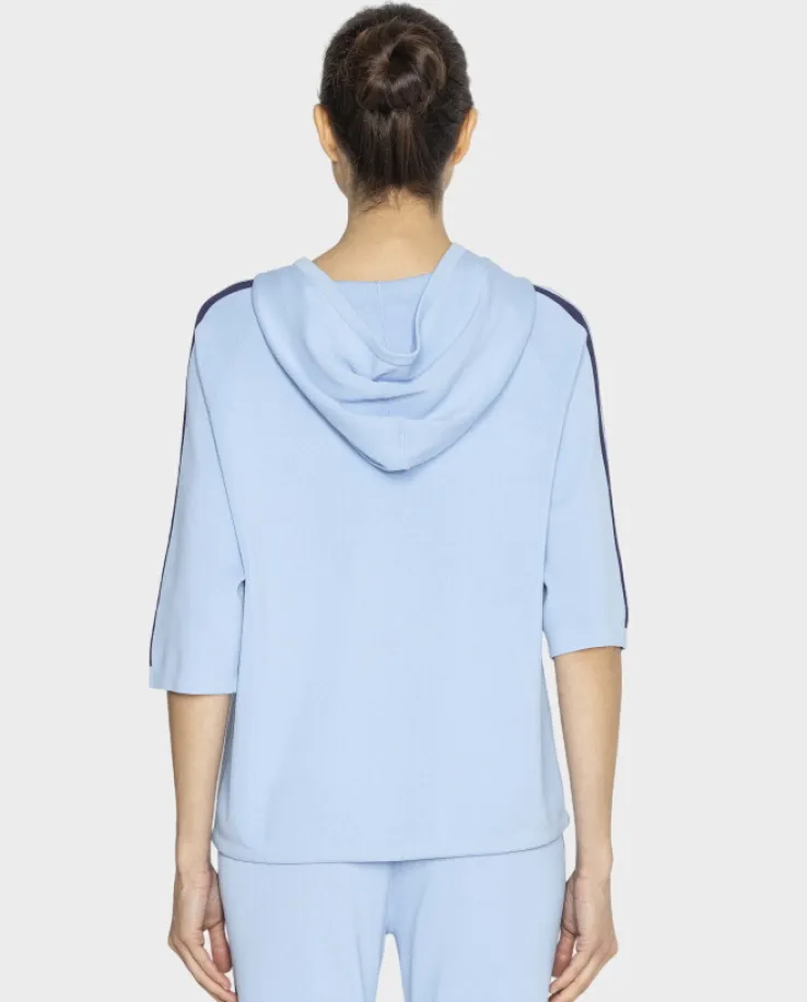 Niebieska bluza z rękawami 3/4