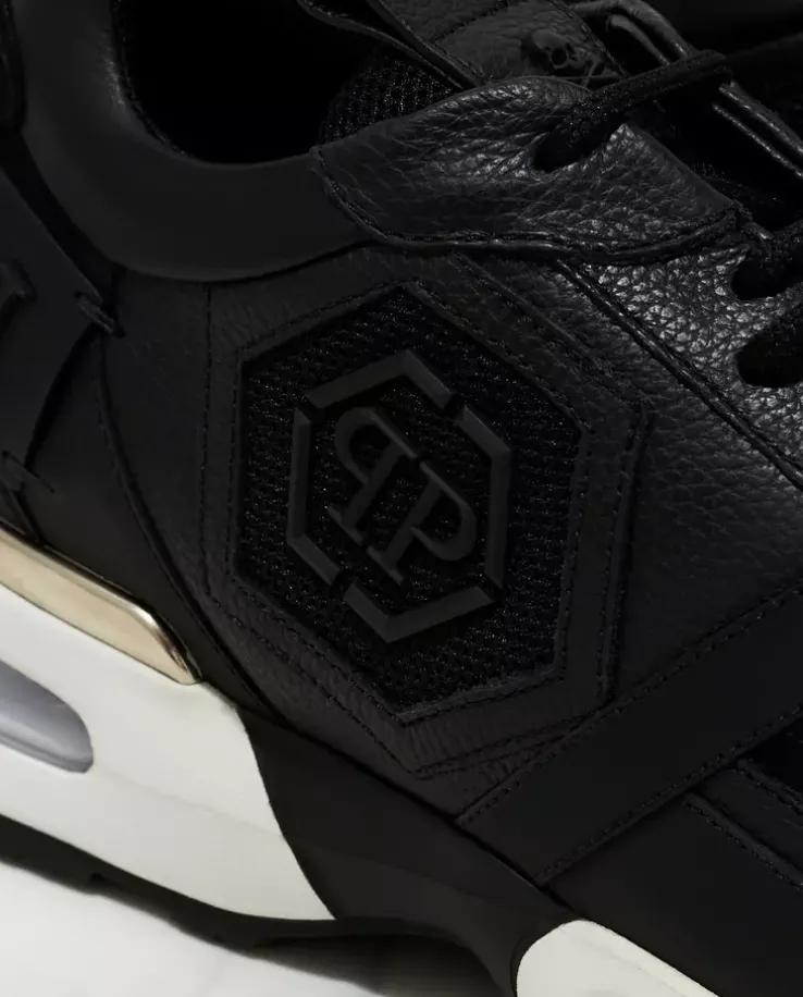 Skórzane czarne sneakersy Runner