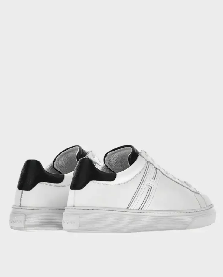Sneakersy z czarnymi detalami H365